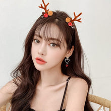 Load image into Gallery viewer, 2pcs Cute Deer Ear Hairpins Christmas Hair Clips For Girls Cartoon Antlers Barrettes Lovely Pompom Hairgrips Fashion Hair Accessories For Women