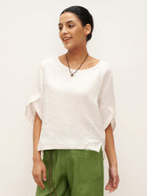 Load image into Gallery viewer, 100% Linen Round Neck Petal-Sleeve Pullover LAUREL