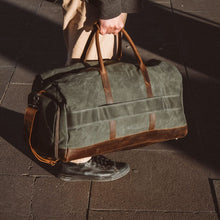Load image into Gallery viewer, Weekender Bag