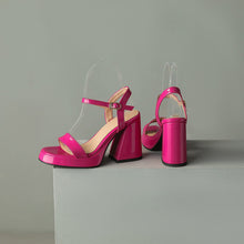 Load image into Gallery viewer, Women's Round Toe Chunky Heel Sandals – Buckle Strap Block Heel