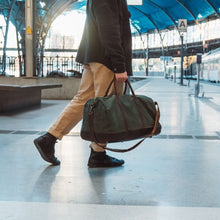 Load image into Gallery viewer, Weekender Bag