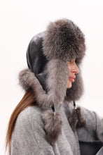 Load image into Gallery viewer, Genuine Silver Fox Fur Genuine Leather Hat