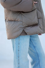 Load image into Gallery viewer, Genuine Fur Trim Down Fill Coat