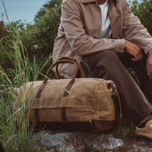 Load image into Gallery viewer, Weekender Bag