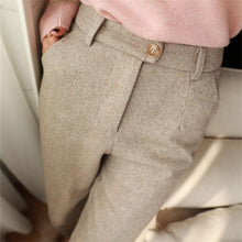 Load image into Gallery viewer, Women's Solid Color Wool-Like Tapered Trousers | Classic Ankle-Length Pants