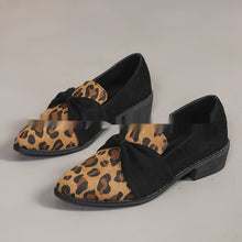 Load image into Gallery viewer, Women’s Leopard Print Pumps