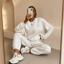 Load image into Gallery viewer, Women's Cable-Knit Texture Sweatshirt & Jogger Pants Set