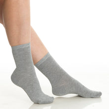 Load image into Gallery viewer, Women’s Bamboo Crew Socks 3-Pack