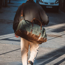 Load image into Gallery viewer, Weekender Bag