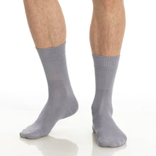 Load image into Gallery viewer, Men’s & Women’s Bamboo Diabetic Crew Socks 4-Pack