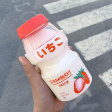 Load image into Gallery viewer, 480ml Plastic Water Bottle Tour Drinking Bottle Shape Cute Lovely Milk Carton Shaker Bottle for Kids / Girl /Adult Glass Fruit Water Bottle Without 480ml BPA Pretty Water Bottles of Strawberry Milk Heat Resistant Water Bottles