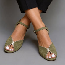 Load image into Gallery viewer, Women's Flat Open-Toe Buckle Sandals | Casual Peep-Toe PU Suede Sandals in Solid Colors & Leopard Print