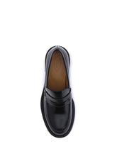Load image into Gallery viewer, Tod's Women Leather Loafers
