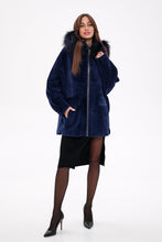 Load image into Gallery viewer, Genuine Shearling Silver Fox Trim Jacket