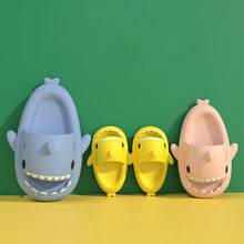 Load image into Gallery viewer, New Summer Slippers Lovely Shark Shape Slides Outdoor Women Shoes Kids Children Flip Flops Lightweight Open Toe Beach Pool Slides Sandals Shark Shower Slipper Toddler Non-Slip Summer Slippers Water Shoes