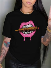 Load image into Gallery viewer, Women’s Lips Print Crew-Neck Tee
