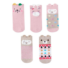 Load image into Gallery viewer, 5 Pairs 3D Cartoon Harajuku Cat Cute Heart Invisible Cotton Socks Casual Boat Socks Funny Girl Ankle Sock Set for Women