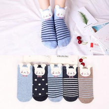 Load image into Gallery viewer, 5 Pairs/Set Women's Cotton Happy Cute Cat Short Socks Print Cartoon Animal Casual Summer Socks Red Heart Funny Ankle Socks Pure Cotton Socks For Men And Women