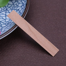 Load image into Gallery viewer, 50Pcs Candle Wood Wick for Candles Smokeless Wooden Wicks for Candle Making Crackling Wood Wick for DIY Candles Soy or Palm Wax Form for Candle Making Supplies Wood Wicks