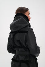 Load image into Gallery viewer, Genuine Shearling Lamb Leather ⇆ Reversible Coat