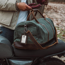 Load image into Gallery viewer, Weekender Bag