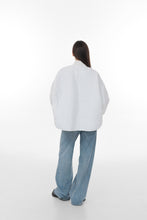 Load image into Gallery viewer, Mia Light Jacket in White