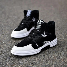 Load image into Gallery viewer, Camouflage High-Top Lace-Up Shoe