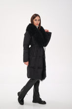 Load image into Gallery viewer, Genuine Lama Fur Premium Down Coat