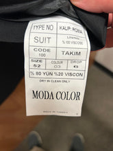 Load image into Gallery viewer, Moda Color Black Double Breasted Turkish Suit with Gold Buttons