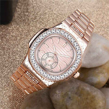 Load image into Gallery viewer, Men's Diamond Watches Fashion Alloy Band Gift Timepieces