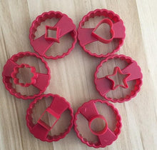 Load image into Gallery viewer, 6Pcs Cookie Cake Cutter Decorating Fondant Cutters Tool Cookie Cutters Round Multifunctional Fudge Pastry Baking Mold Star Cookie Cutter Heart Center