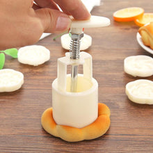 Load image into Gallery viewer, 6pcs/set Flower Shaped Mooncake Mold Cake Mold Hand Pressure Fondant Moon Cake Decorating Tools Cookie Cutter Baking Tool Moon Cake Mold With 6 Stamps Flowers Design Hand Pressure Fondant Decoration Cookie Cutter