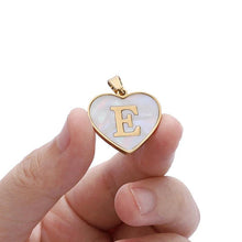 Load image into Gallery viewer, 26 Letter Heart-shaped Necklace White Shell Love Clavicle Chain Fashion Personalized Necklace For Women Jewelry Valentine's Day