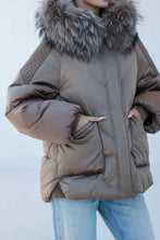 Load image into Gallery viewer, Genuine Fur Trim Down Fill Coat