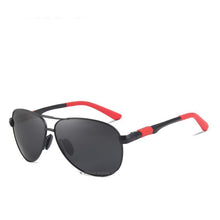 Load image into Gallery viewer, Men 100% Polarized Aluminum Alloy Frame Sunglasses In Elegant Retro Classic Men's Driving Pilot Style