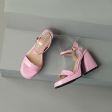 Load image into Gallery viewer, Women's Round Toe Chunky Heel Sandals – Buckle Strap Block Heel