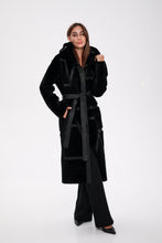 Load image into Gallery viewer, Genuine Shearling Lamb Leather ⇆ Reversible Coat