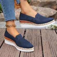 Load image into Gallery viewer, Women’s Woven Rope Platform Snakeskin Pointed-Toe Flats | Trendy Flats
