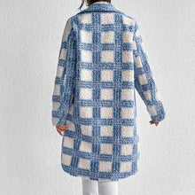 Load image into Gallery viewer, Women’s Plaid Fleece Jacket