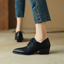 Load image into Gallery viewer, Women's Retro Strap Chunky Heel Pointed-Toe Shoes