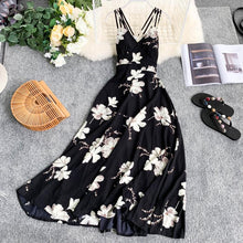 Load image into Gallery viewer, Women’s Belted Waist Dress