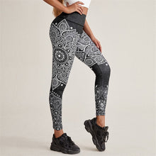 Load image into Gallery viewer, 🖤 Plus Size High-Waist Compression Yoga Leggings with Pockets