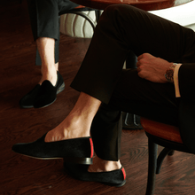 Load image into Gallery viewer, Men's Black Velvet Slipper II