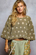 Load image into Gallery viewer, POL Contrast Crochet Cropped Knit Top
