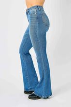 Load image into Gallery viewer, Judy Blue Full Size Hw Classic Flare Jeans