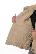 Load image into Gallery viewer, Lightweight Mid-Season Jacket