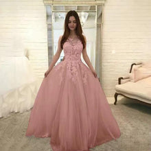 Load image into Gallery viewer, Sleeveless Floral Lace Wedding Dress - Romantic Bridal Gown with Flower Appliqués