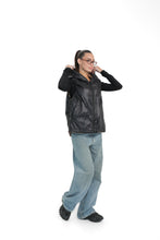 Load image into Gallery viewer, ⇆ Reversible Light Insulated Vest Black | Leo