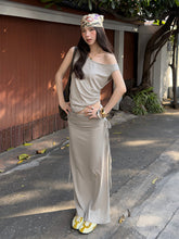 Load image into Gallery viewer, Women's Off-Shoulder Vest & Skirt Two-Piece Set