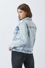 Load image into Gallery viewer, Button Up Washed Jacket Blue Classic Buttoned Jacket With Pocket Detail For Women